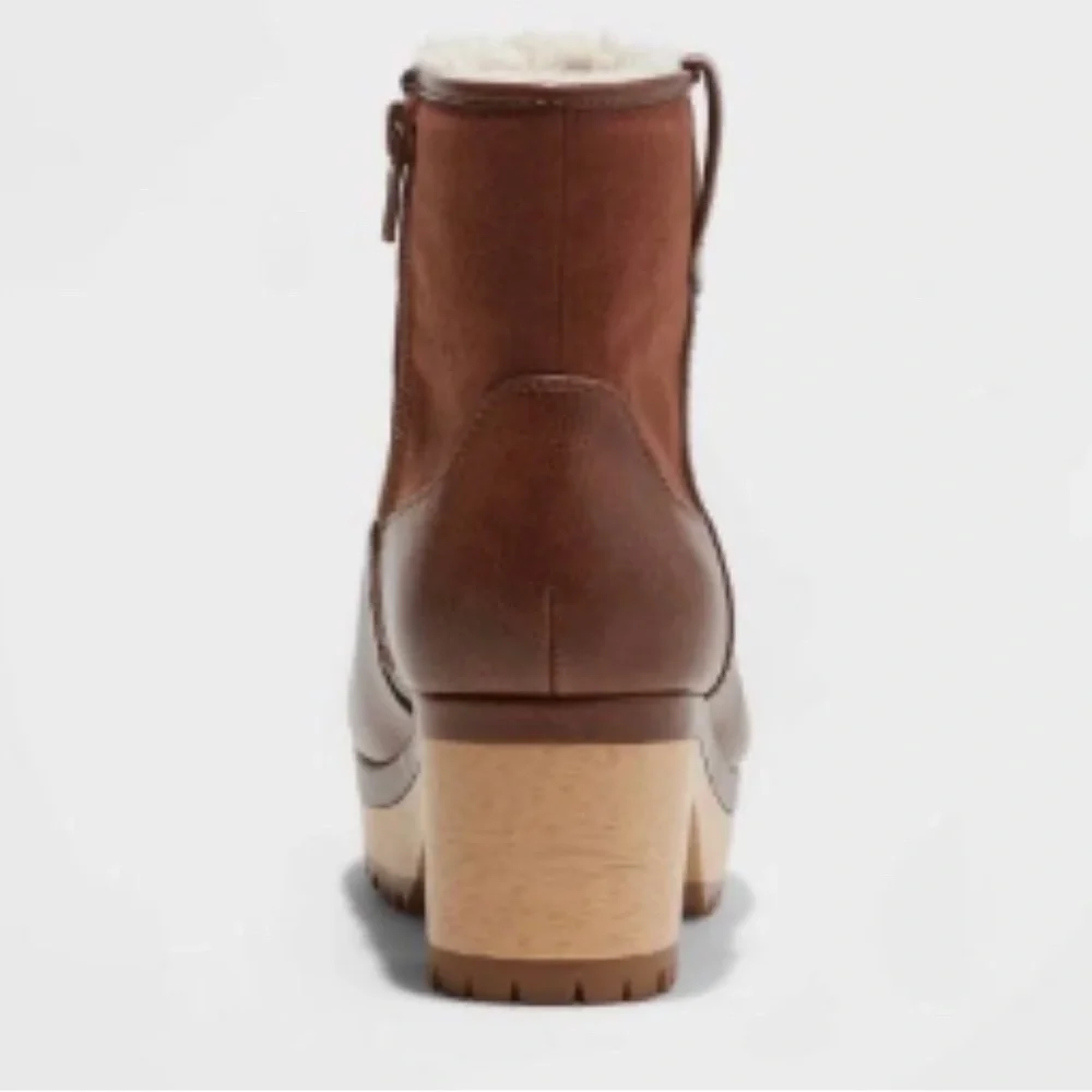 NWT Universal Thread Women's Fawn Clog Boots - Picture 4 of 8
